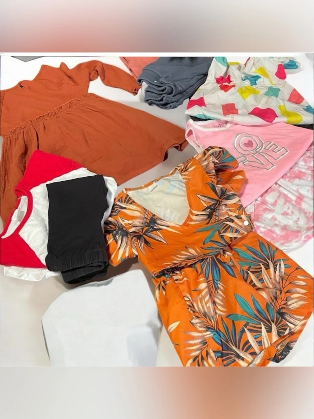 Toddler Girl Clothing Bundle Size 2T.  7-Pcs Mixed Brands Dresses, Tops, Legging